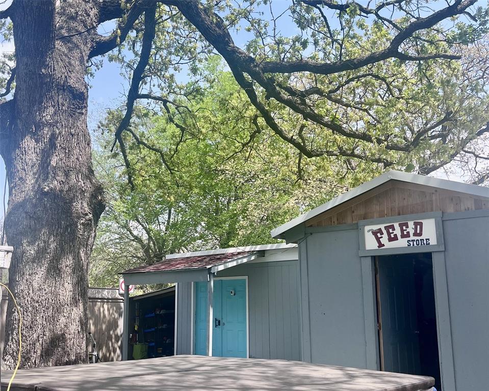 Indian Oaks Sub - Residential
