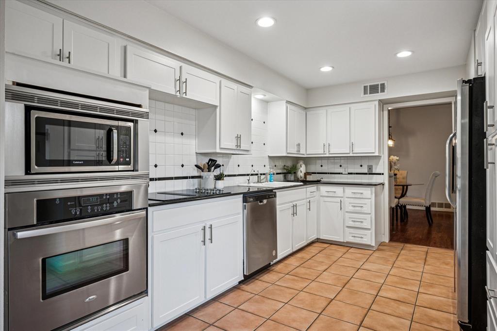 12466 Montego Plaza