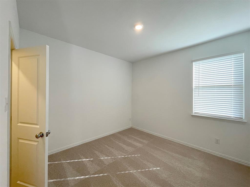 The Reserve at Chamberlain Crossing - Residential Lease