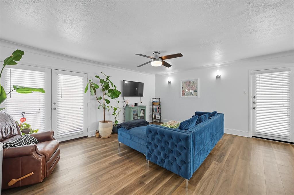 Bella Gardens Condos - Residential Lease