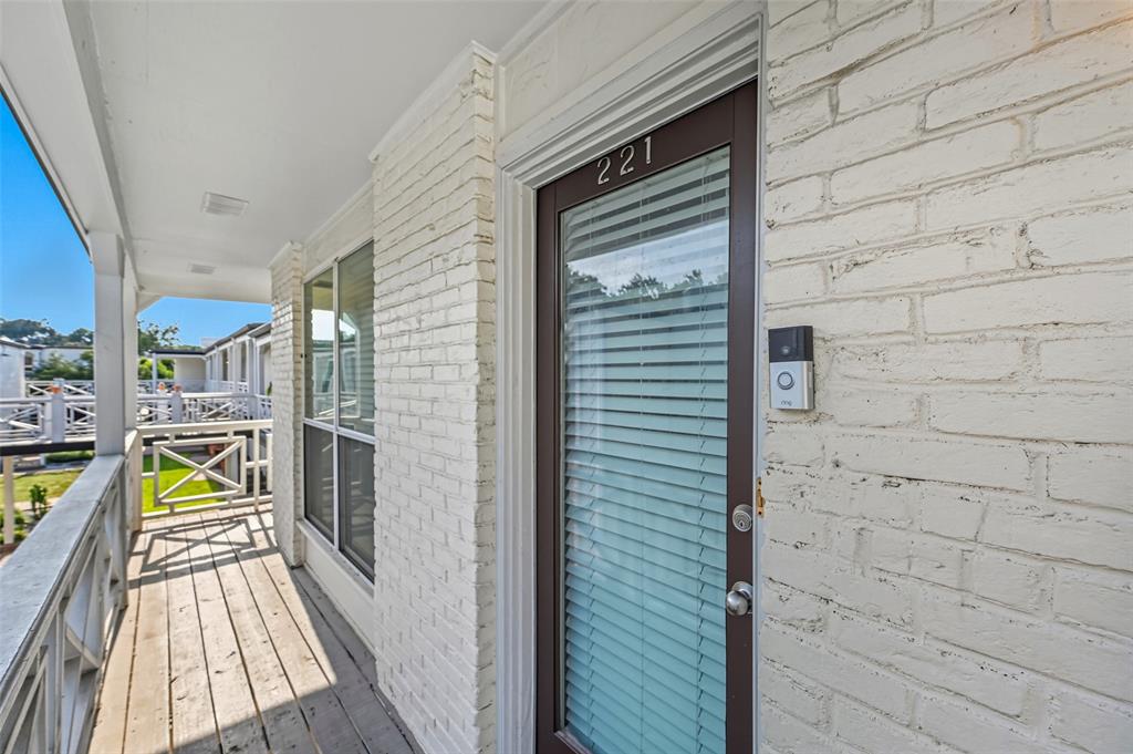 Bella Gardens Condos - Residential Lease