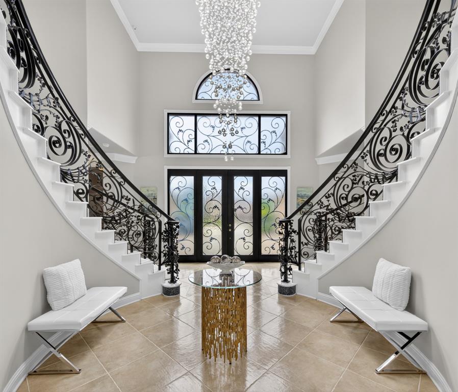 3704 Kingfisher Court