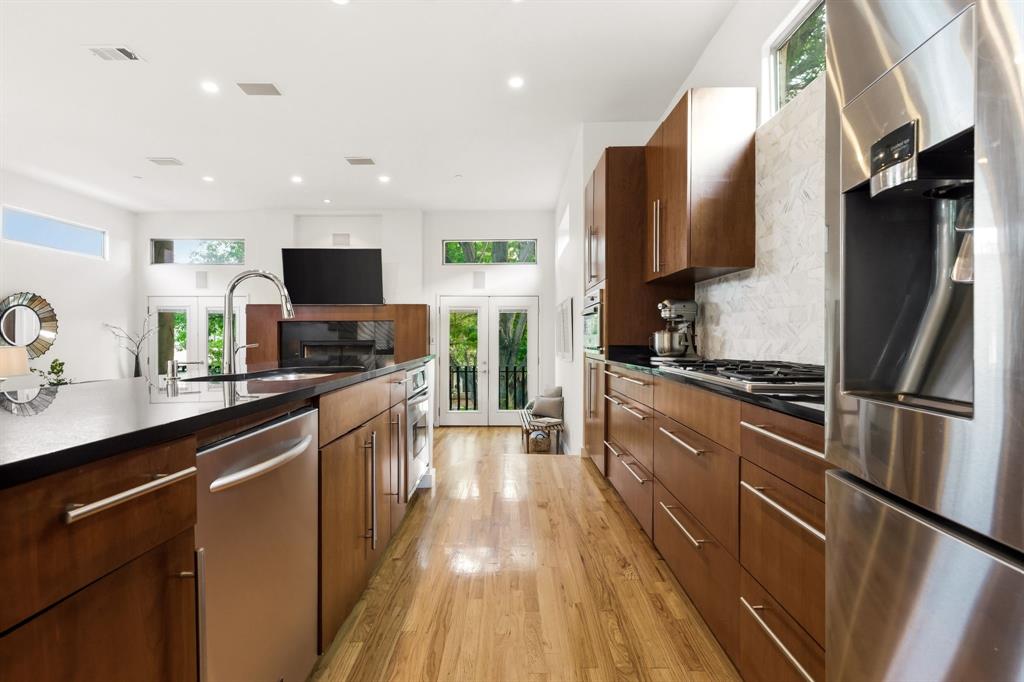Metro Hawthorne - Residential
