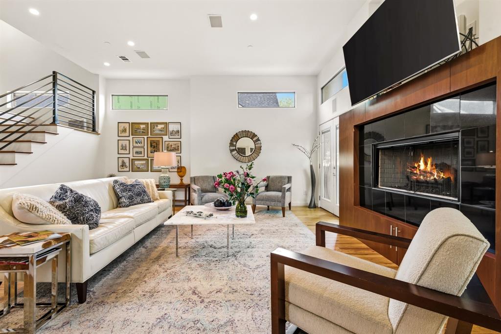 Metro Hawthorne - Residential