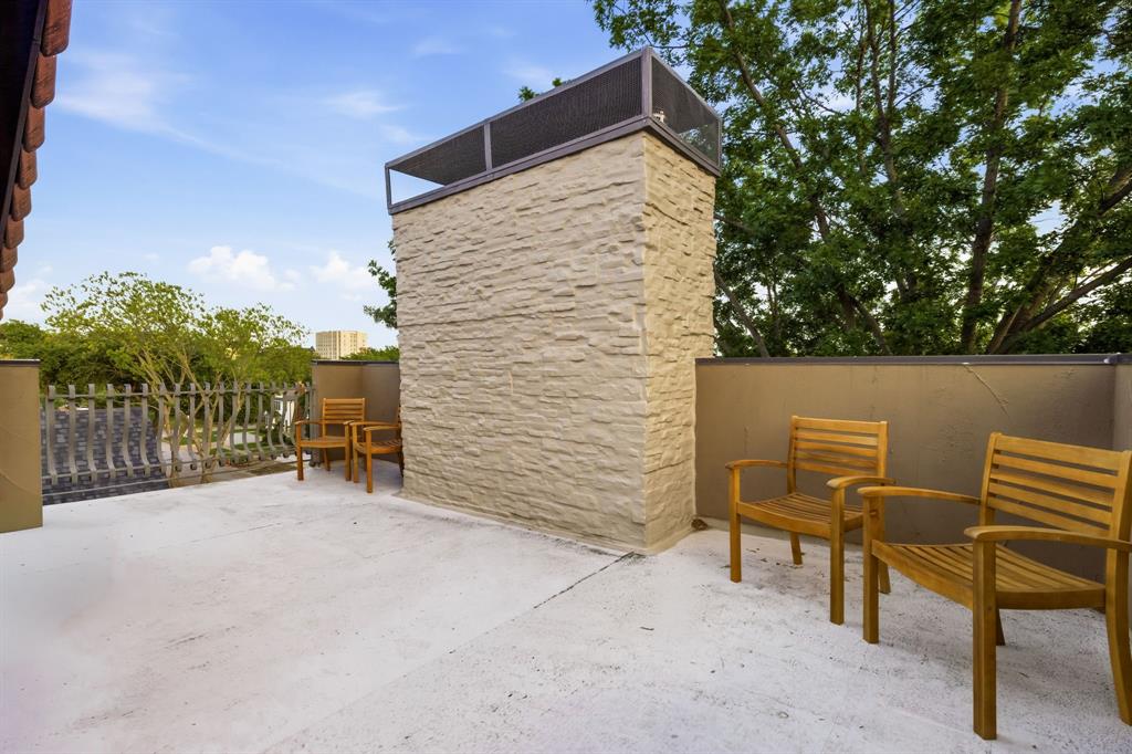 Metro Hawthorne - Residential