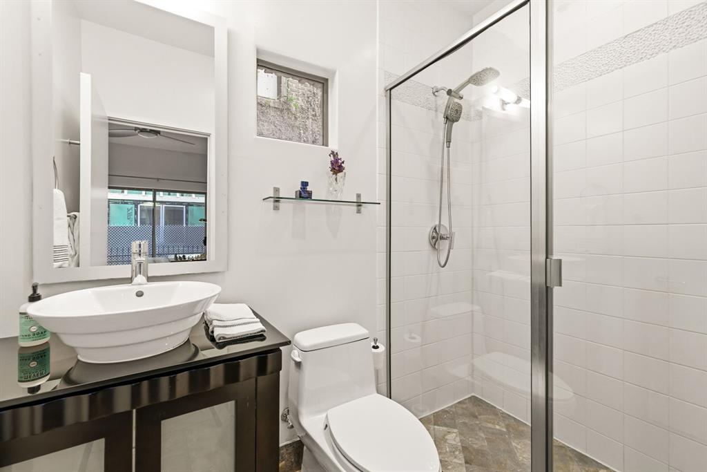 Metro Hawthorne - Residential