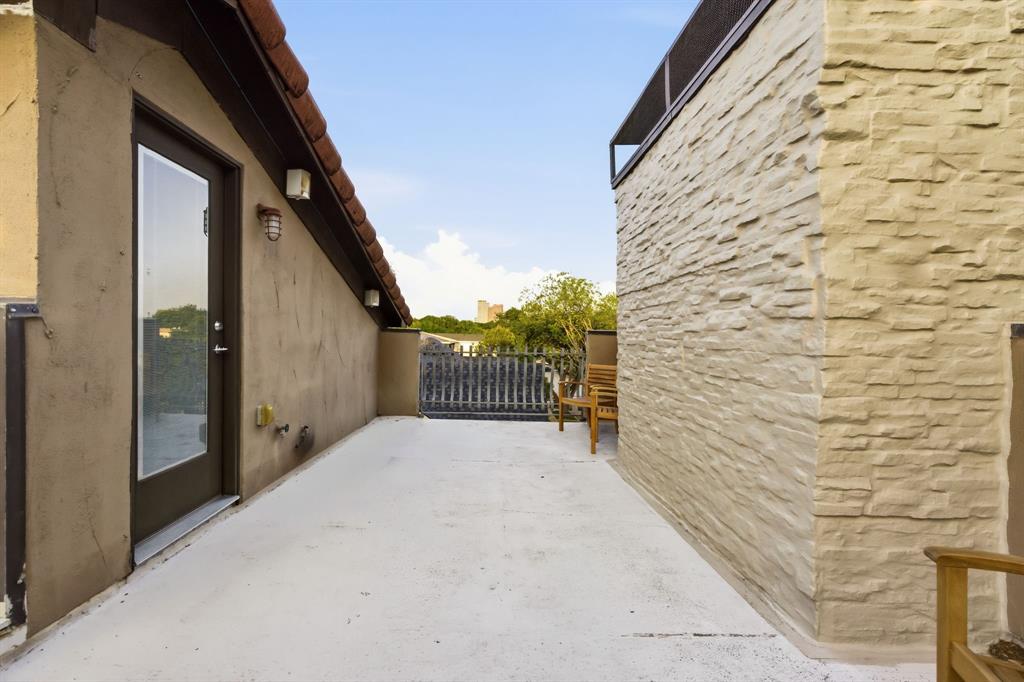 Metro Hawthorne - Residential