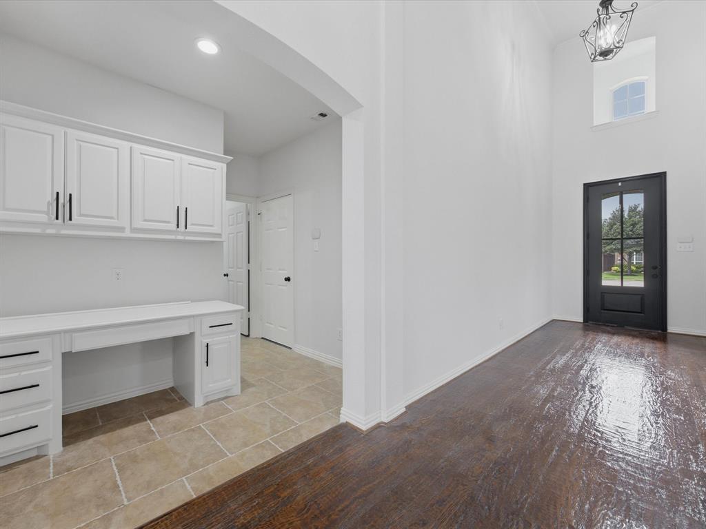 1120 Golden Sunset Court