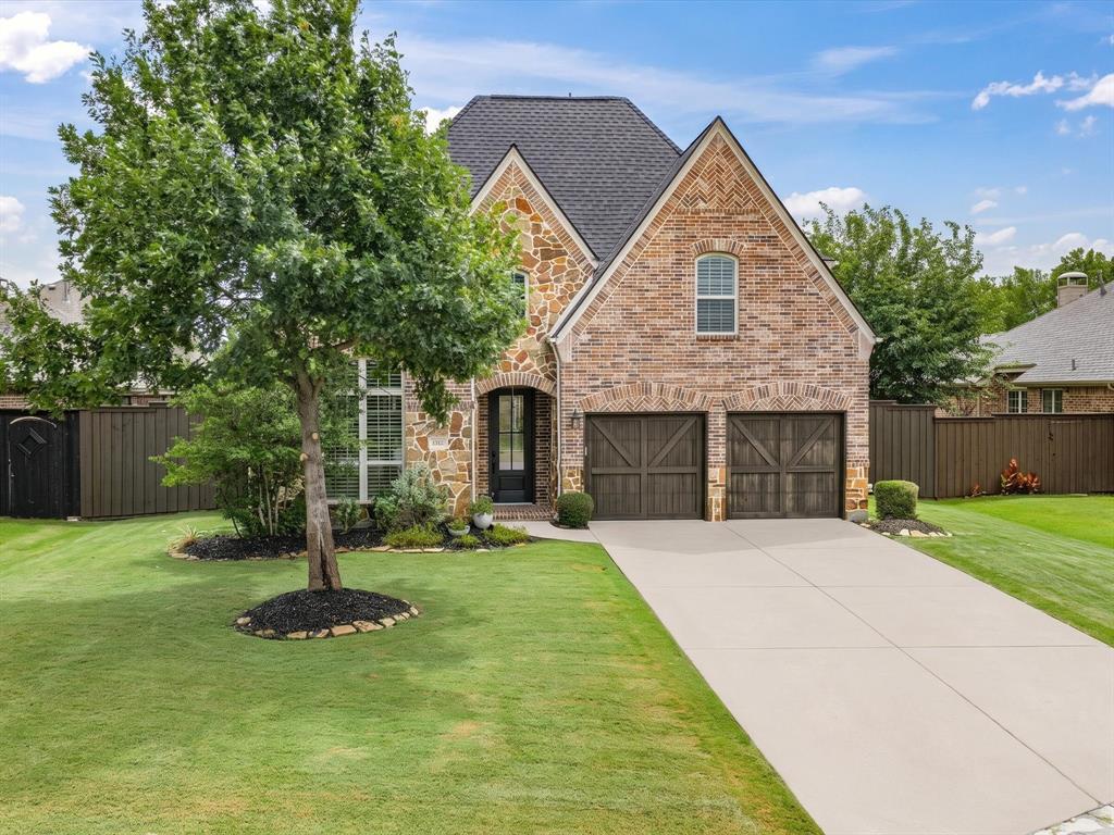 1120 Golden Sunset Court