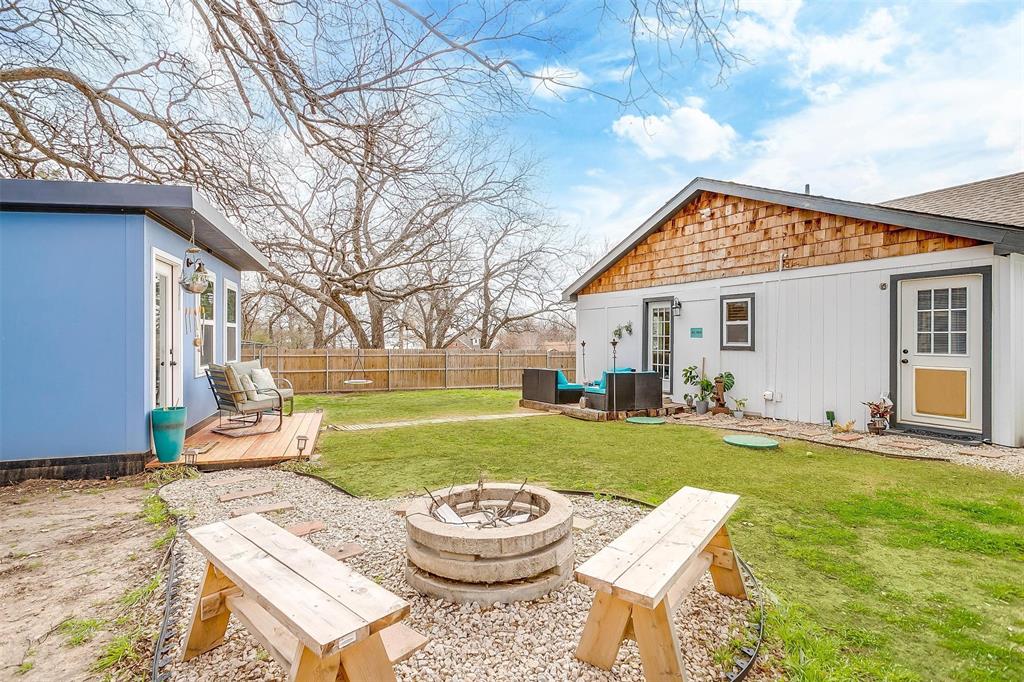 Youngs Ella Lake Worth Add - Residential