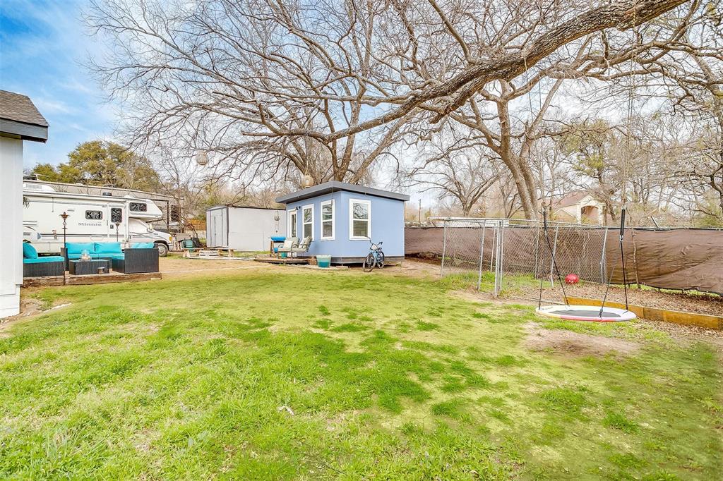 Youngs Ella Lake Worth Add - Residential