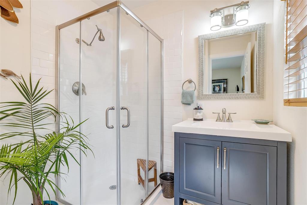 Youngs Ella Lake Worth Add - Residential