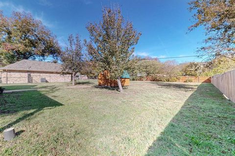 A home in Waxahachie