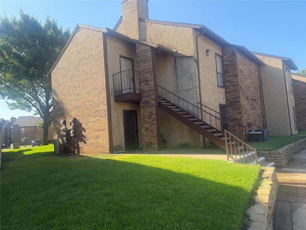 2103 Friendly Drive 3210