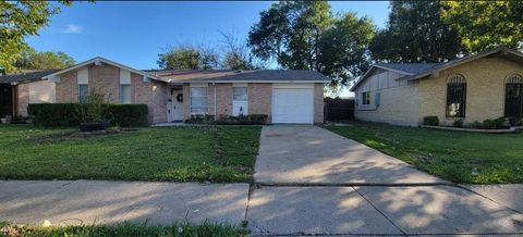 Tiny photo for 914 Shorehaven Drive, Garland, TX 75040 (MLS # 21101708)