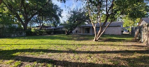 Tiny photo for 914 Shorehaven Drive, Garland, TX 75040 (MLS # 21101708)