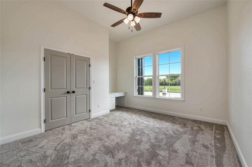 Fox Run - Residential