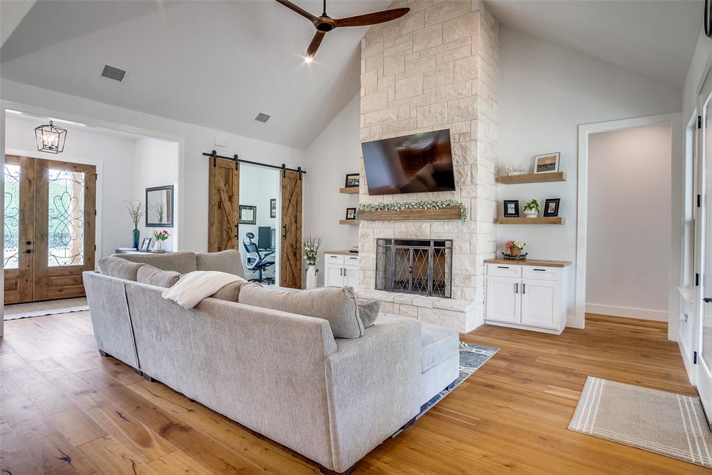 6860 County Road 302