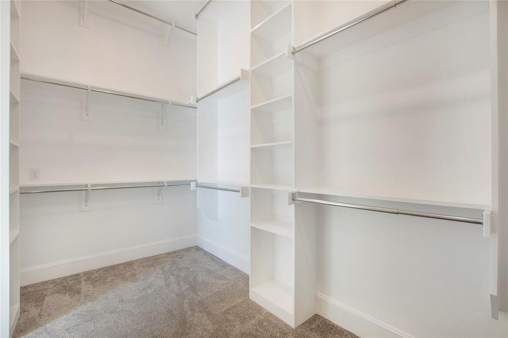 Moores Lake Estates Ph 1 - Residential