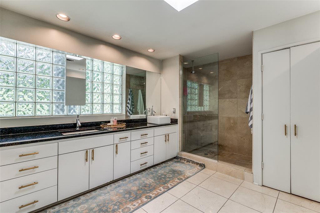 4134 Travis Street Condos - Residential