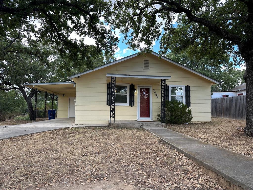 View Brownwood, TX 76801 house