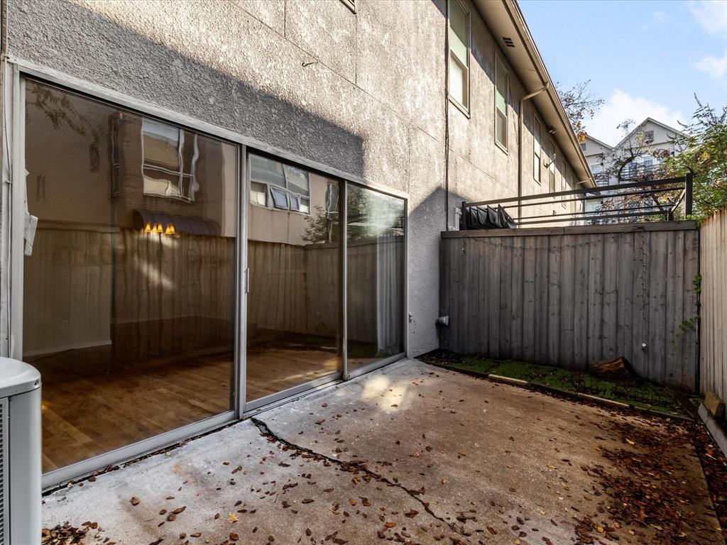 4110 Travis Condos - Residential