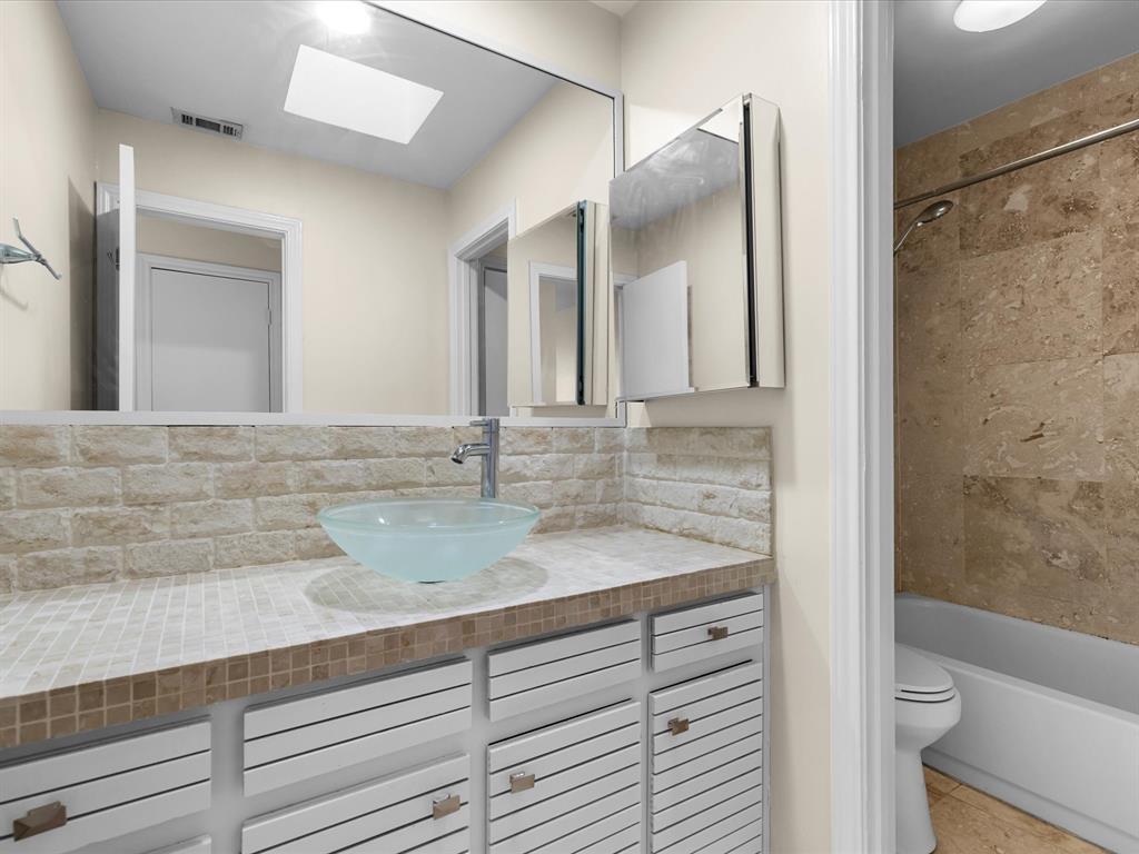 4110 Travis Condos - Residential