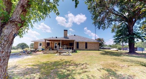 A home in Brownsboro