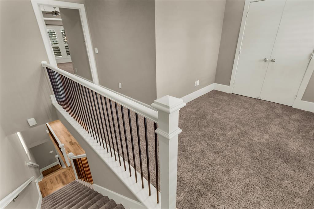 Shelby Court Oaklawn Condos - Residential