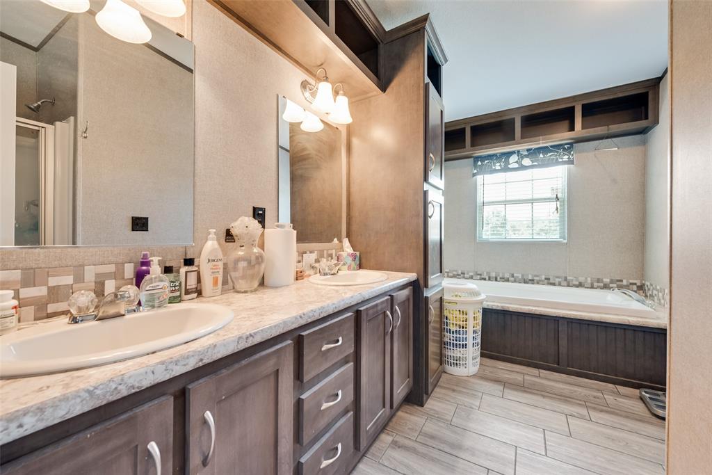 Pelican Bay Tenth Filing - Residential