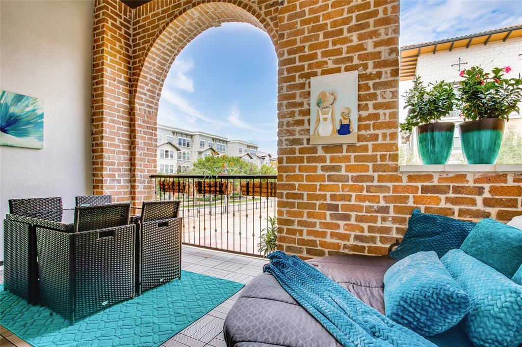 Amli Las Colinas Urban Center - Residential