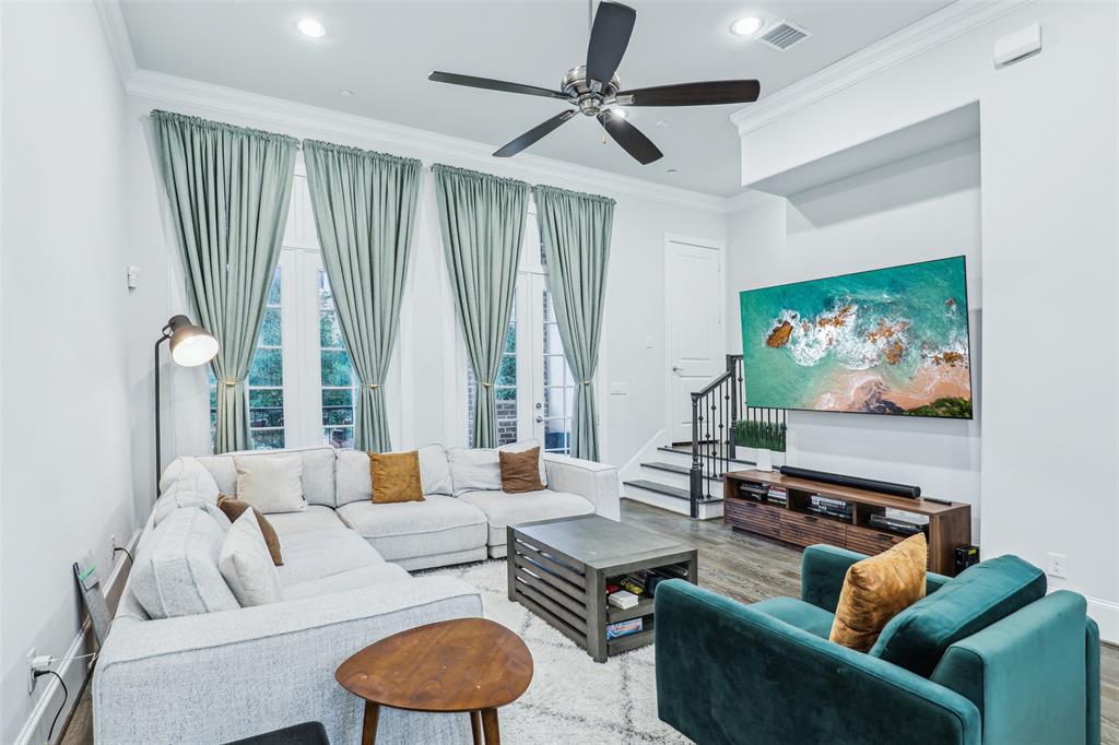 Amli Las Colinas Urban Center - Residential