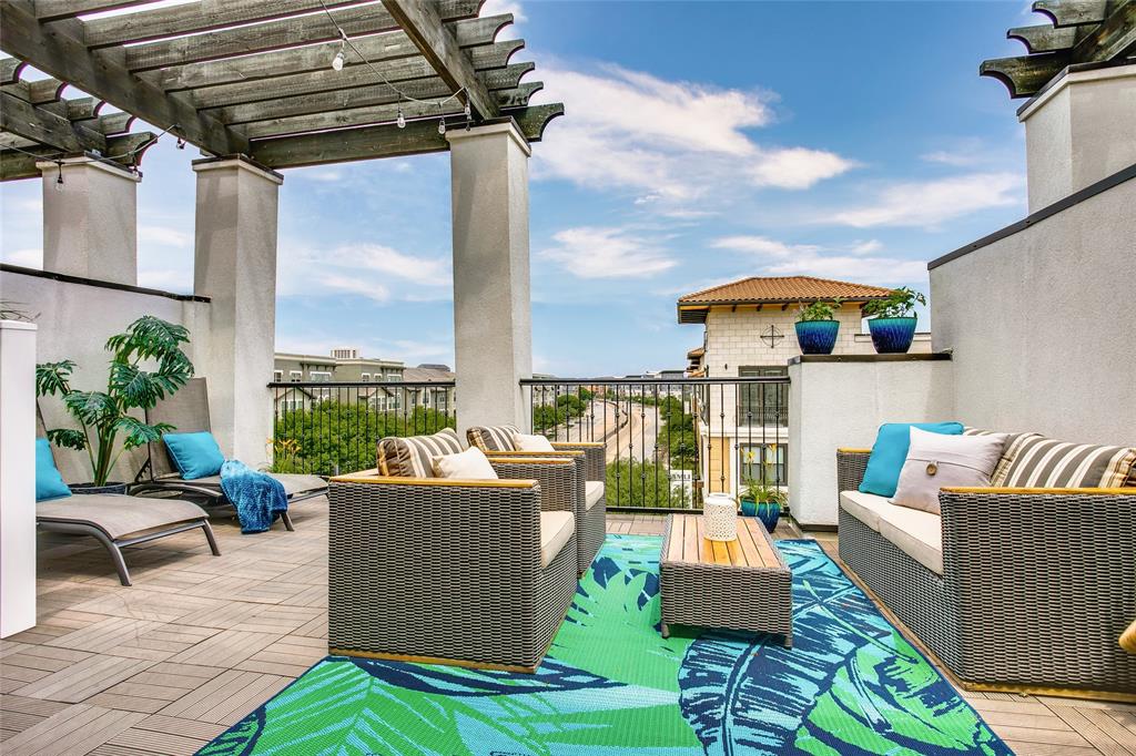 Amli Las Colinas Urban Center - Residential