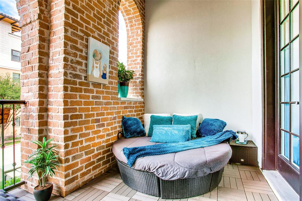 Amli Las Colinas Urban Center - Residential