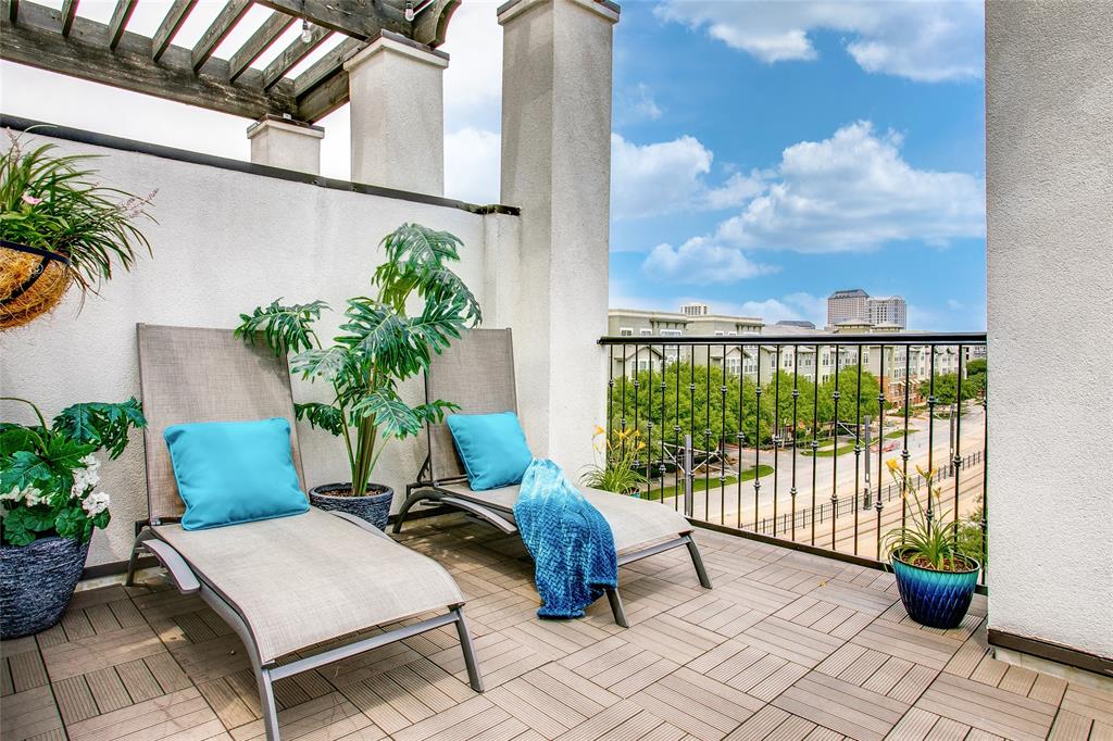 Amli Las Colinas Urban Center - Residential