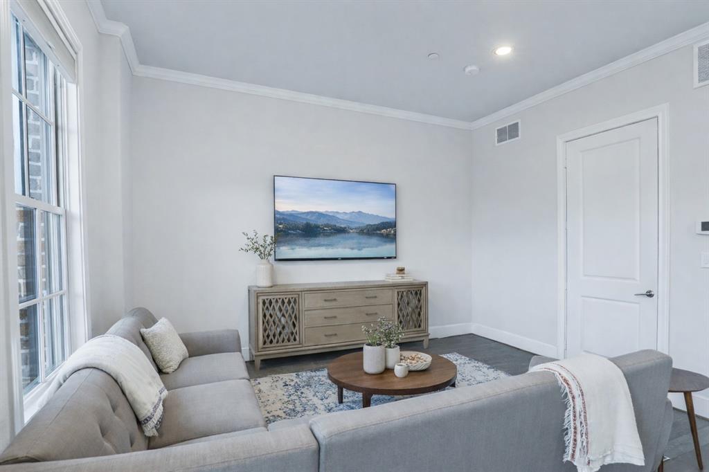 Amli Las Colinas Urban Center - Residential