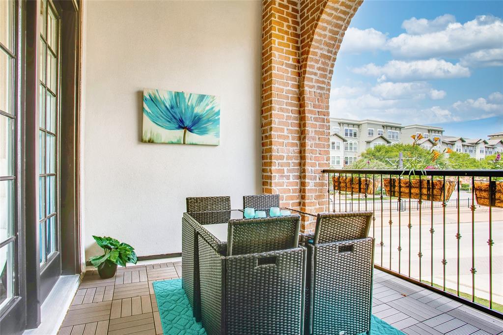 Amli Las Colinas Urban Center - Residential