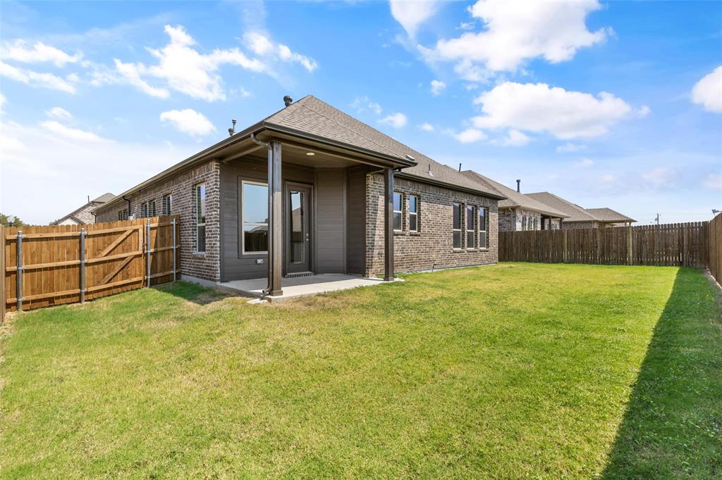 Sheppards Place Ph 1 - Residential Lease