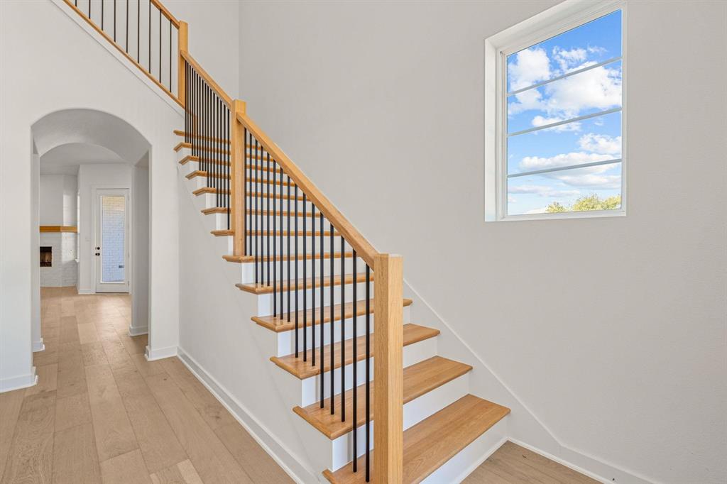 177 Hulen Circle