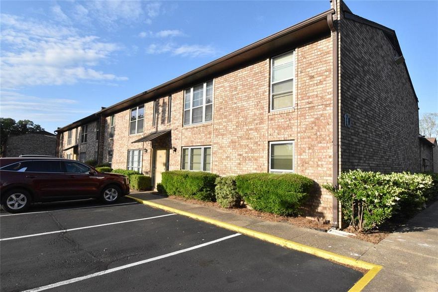 Great opportunity for homeowners and investors alike! This condo offers solid potential with a functional layout and just needs a little TLC to really shine. Whether you're looking for an affordable place to make your own or an investment property to update and add value, this could be the perfect fit. Conveniently located near shopping, dining, and everyday amenities. With a little vision and some updates, this condo has plenty of upside and potential.