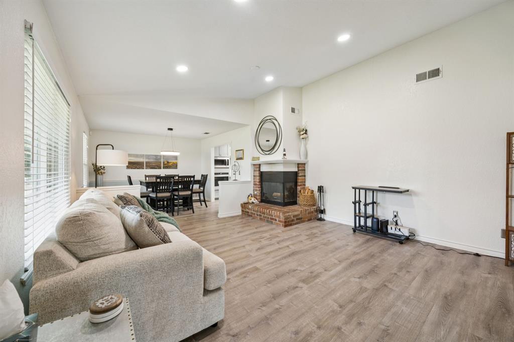 Corinth, Texas 76210, United States, 4 Bedrooms Bedrooms, ,2 BathroomsBathrooms,Residential,Active,173519