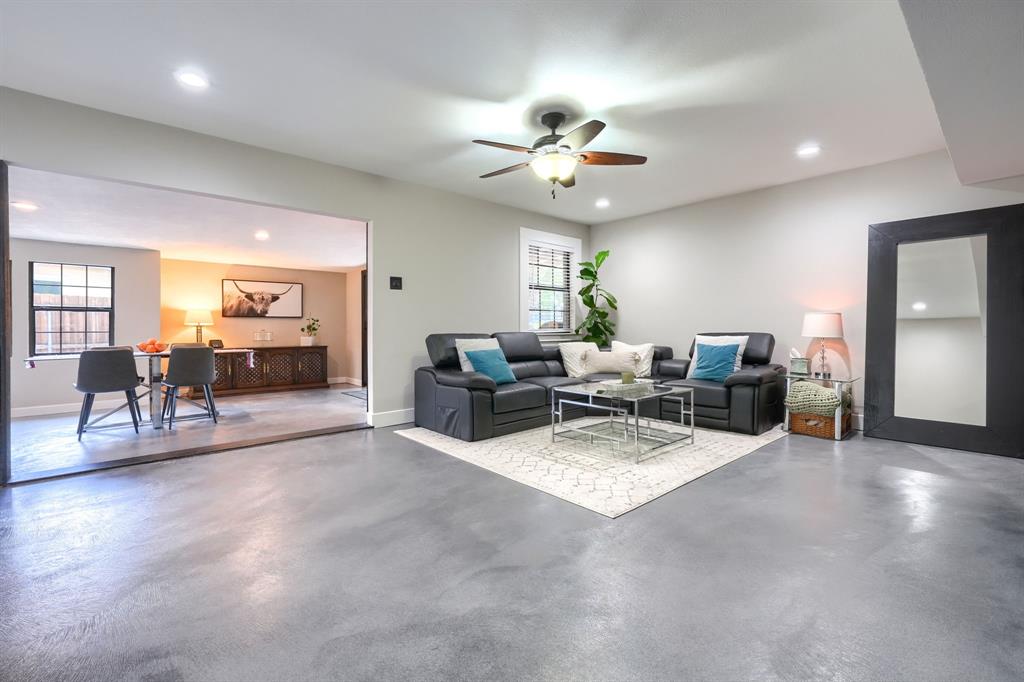 White Rock Village 02 - Residential