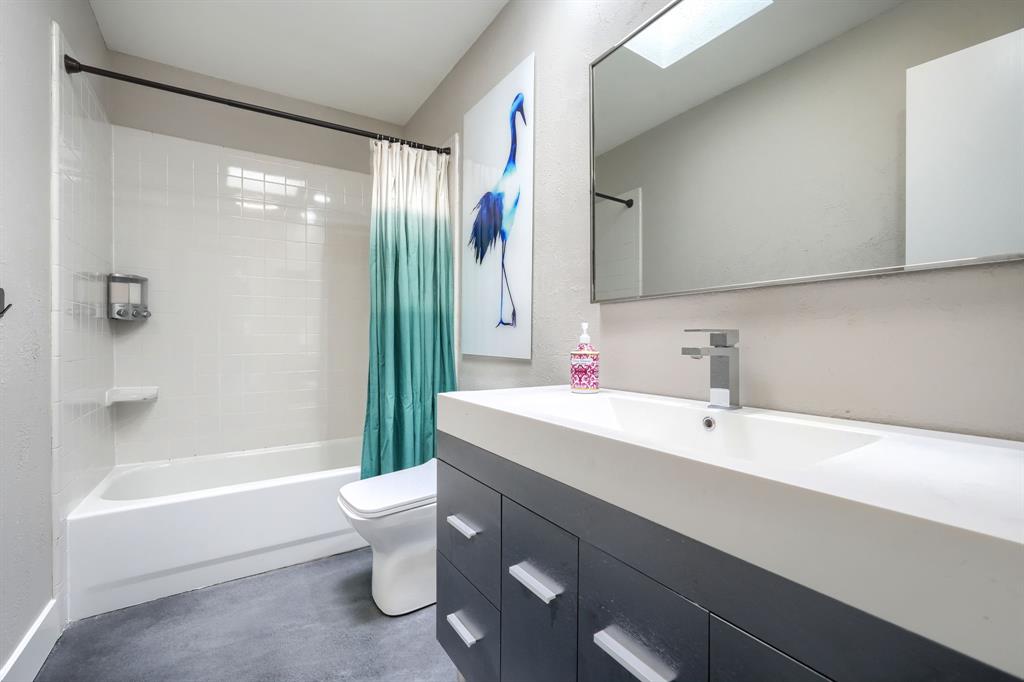 White Rock Village 02 - Residential