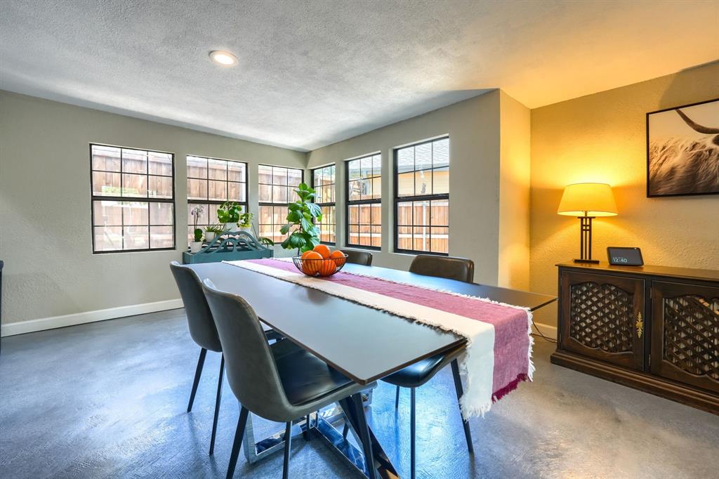 White Rock Village 02 - Residential