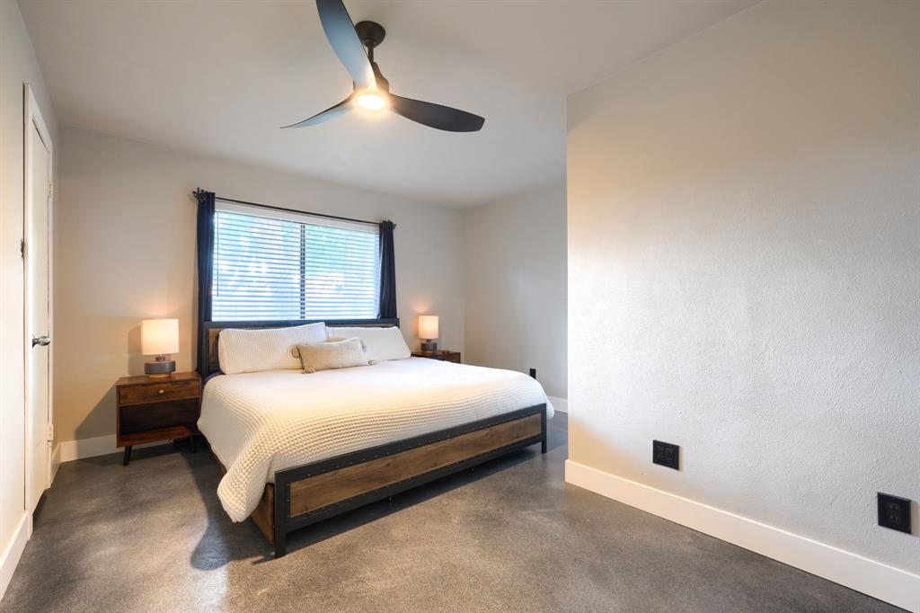 White Rock Village 02 - Residential