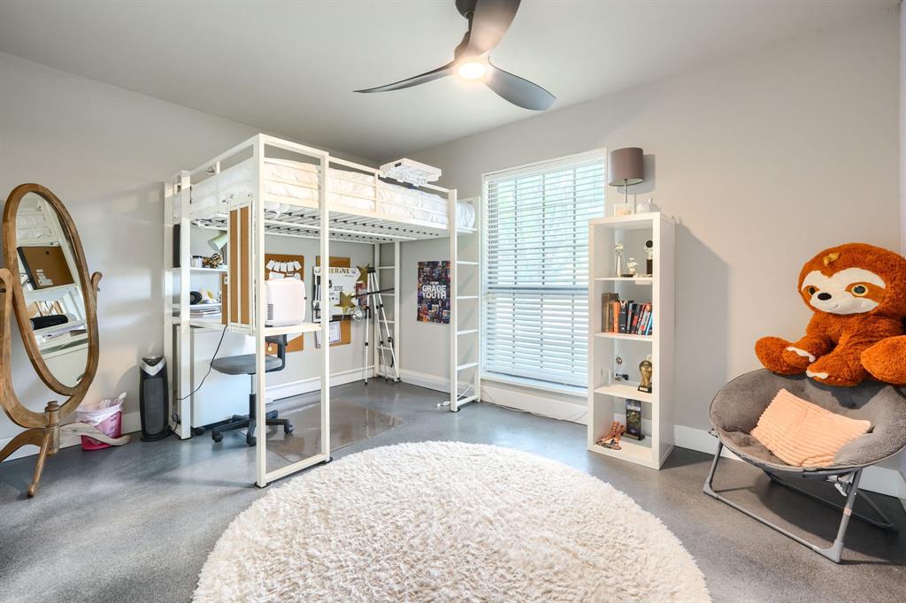 White Rock Village 02 - Residential