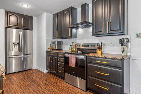 Tiny photo for 403 Muskrat Place, Greenville, TX 75402 (MLS # 21196930)