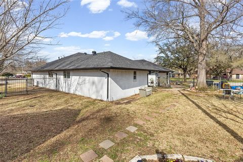Tiny photo for 403 Muskrat Place, Greenville, TX 75402 (MLS # 21196930)