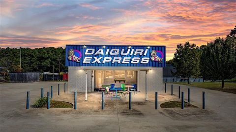 3020 S Eastman Lakeport TX 75602