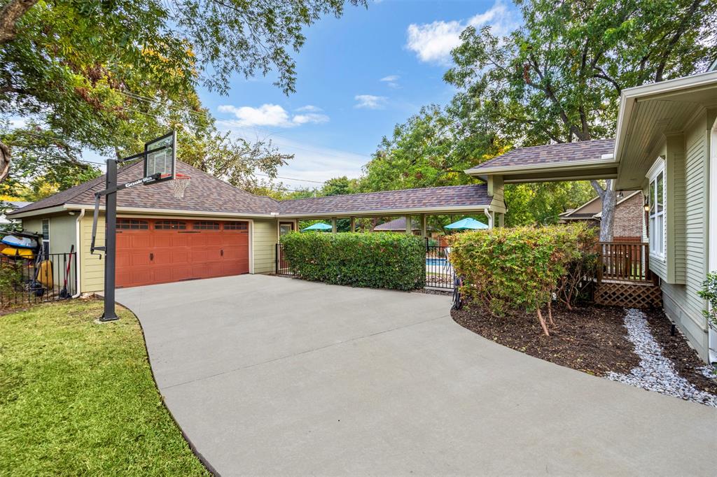 University-Rev - Residential